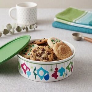 Vintage Tupperware One Touch Cookie Canister